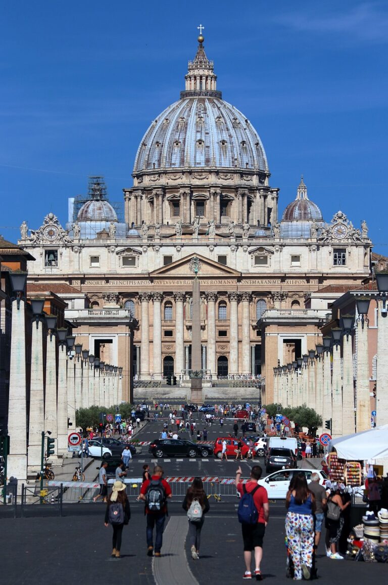 rome, vatican, st peter's basilica, italy, architecture, pope, europe, church, roma, ancient, building, travel, religion, dome, famous, tourism, monument, city, catholic, historic, vatican, pope, roma, roma, roma, roma, roma